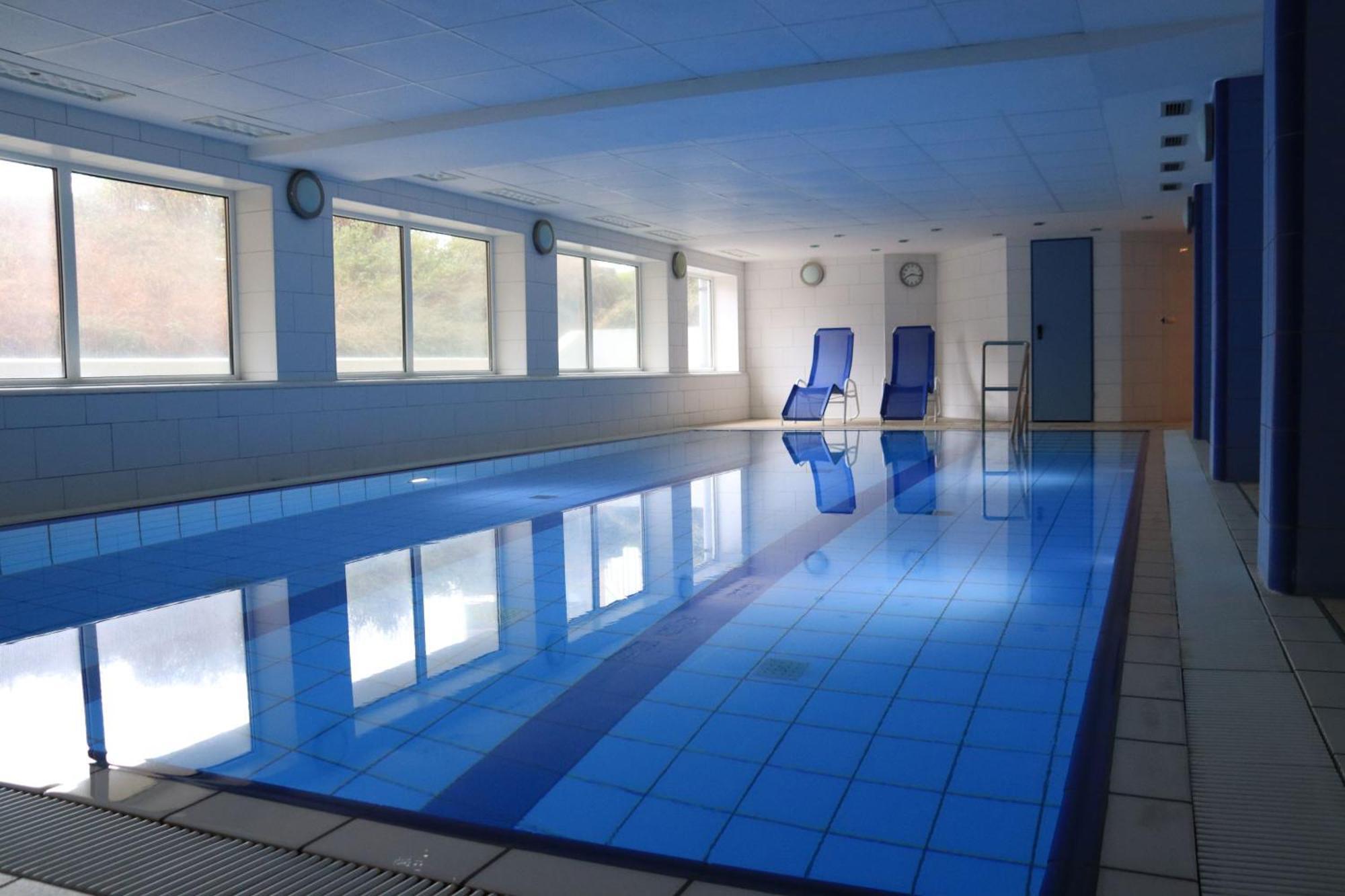 Ferienwohnung Mit Seeblick Und Schwimmbadnutzung In كوكسهافن المظهر الخارجي الصورة